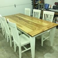 Hickory Farmers Table 2.jpg