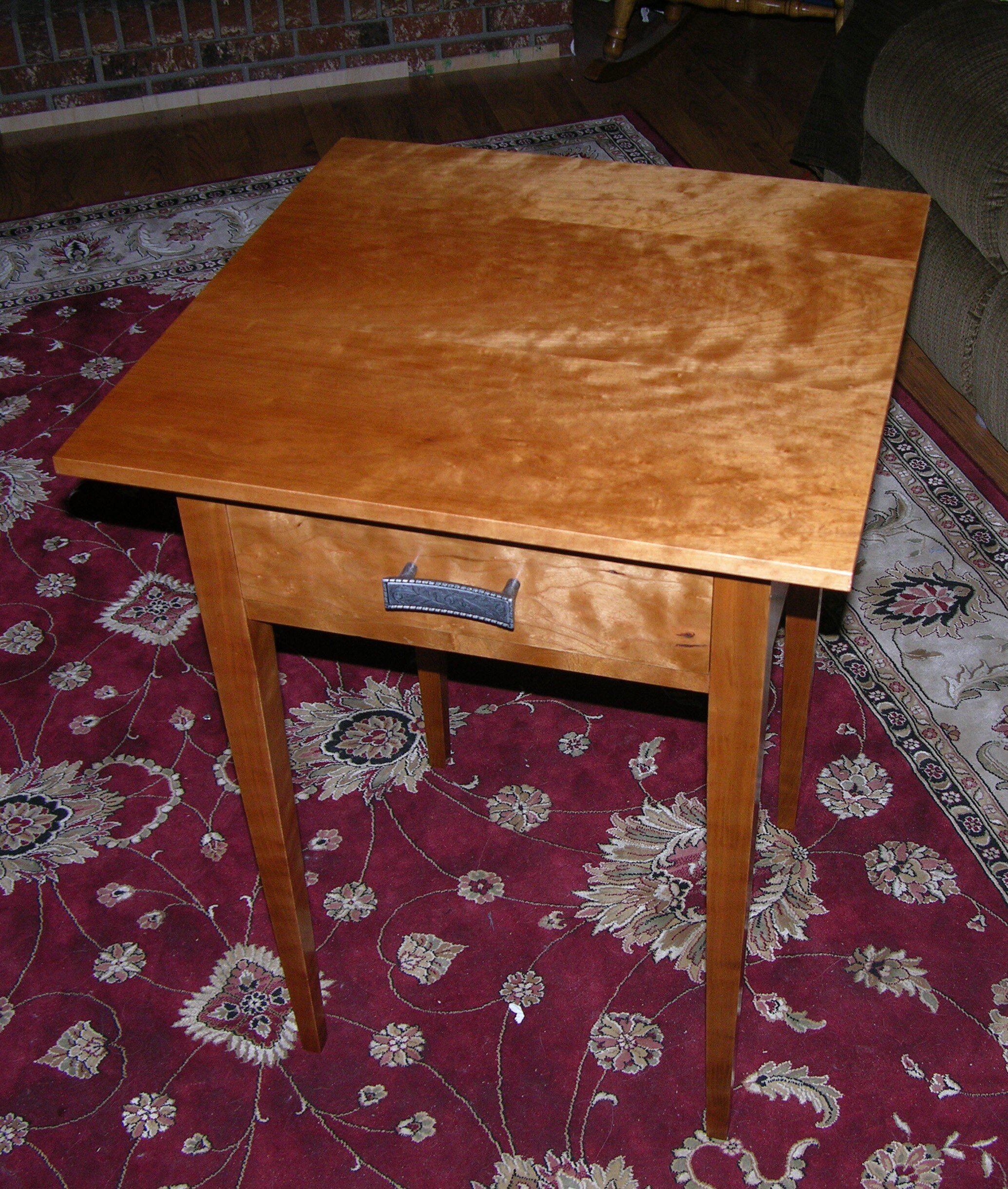 Shaker End Table.JPG
